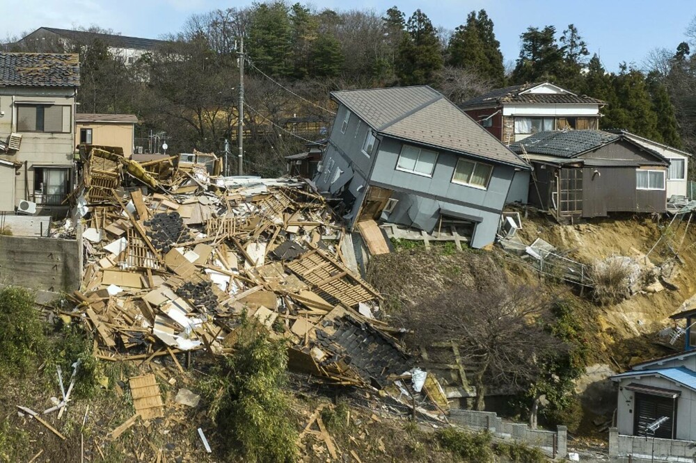 Cel puțin 48 de morți în Japonia, după cutremurul de 7,6. Cursă contracronometru pentru găsirea supravieţuitorilor - Imaginea 8