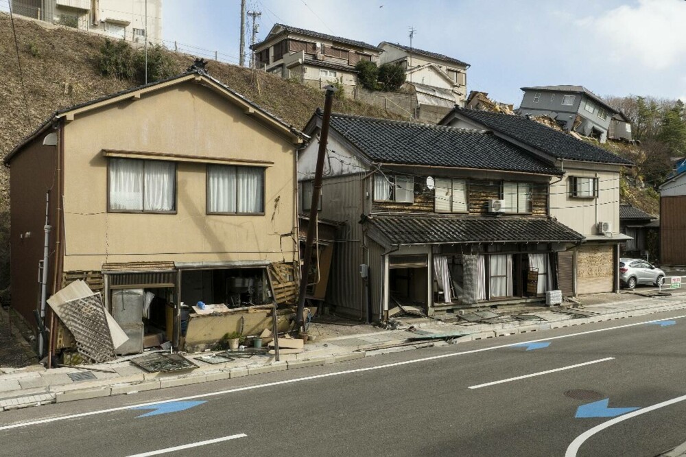 Cel puțin 48 de morți în Japonia, după cutremurul de 7,6. Cursă contracronometru pentru găsirea supravieţuitorilor - Imaginea 18