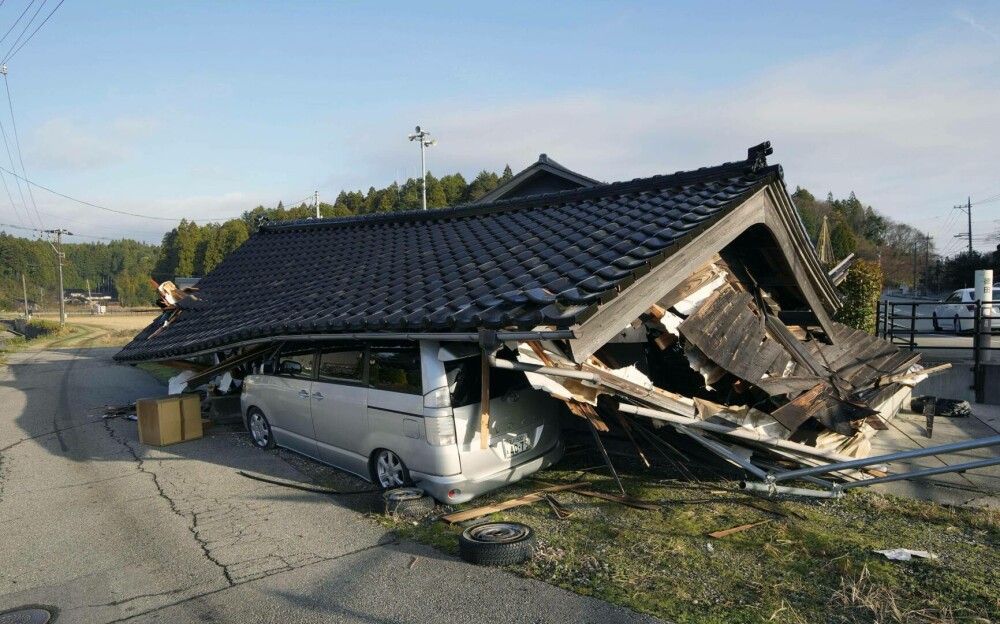 Cel puțin 48 de morți în Japonia, după cutremurul de 7,6. Cursă contracronometru pentru găsirea supravieţuitorilor - Imaginea 21