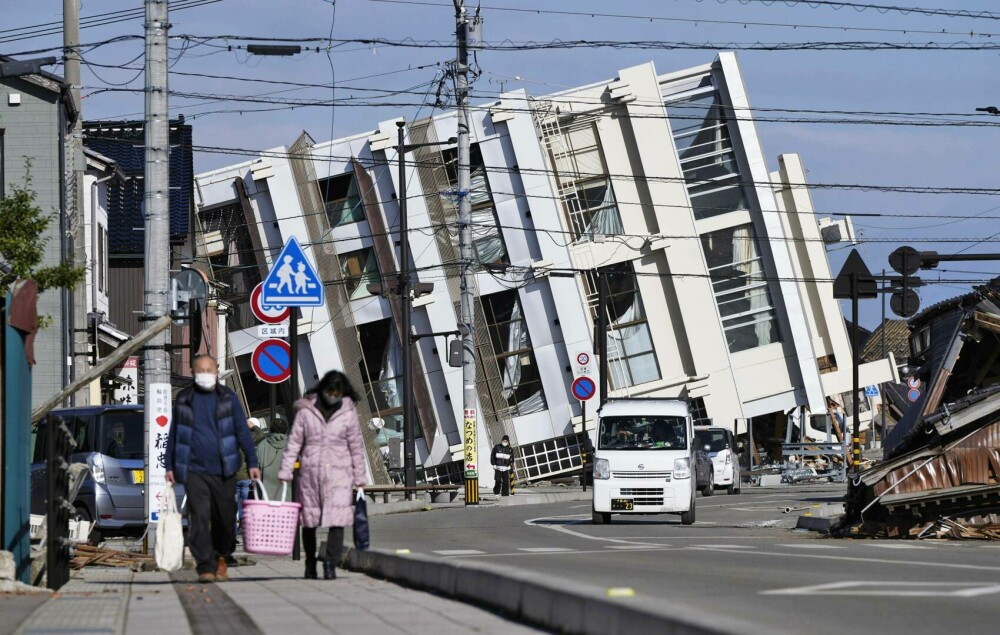 Cel puțin 48 de morți în Japonia, după cutremurul de 7,6. Cursă contracronometru pentru găsirea supravieţuitorilor - Imaginea 24