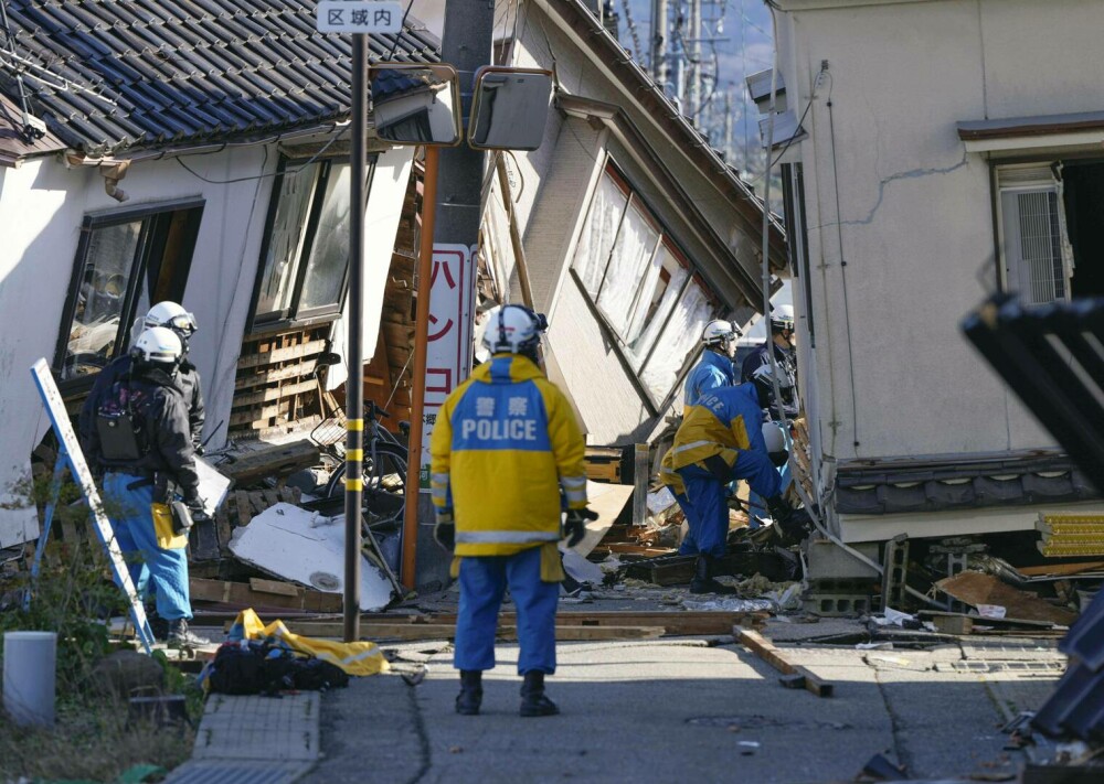 Cel puțin 48 de morți în Japonia, după cutremurul de 7,6. Cursă contracronometru pentru găsirea supravieţuitorilor - Imaginea 29