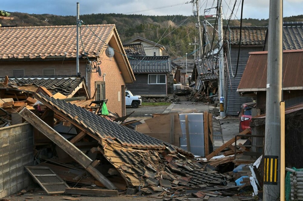 Cutremur în Japonia. Sute de case au fost distruse de seism ori mistuite de foc, în incendiile care au izbucnit - Imaginea 4