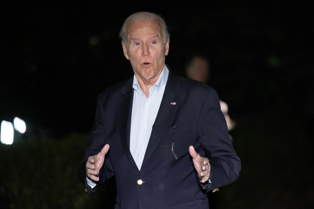 „Este roşu ca sfecla”. Joe Biden, din nou în atenţia tabloidelor după vacanţa petrecută pe Insula Santa Cruz | FOTO - Imaginea 2