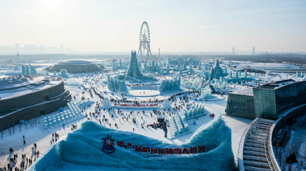 Cum arată „orașul de gheață” din China care atrage anual mii de turiști | GALERIE FOTO - Imaginea 1