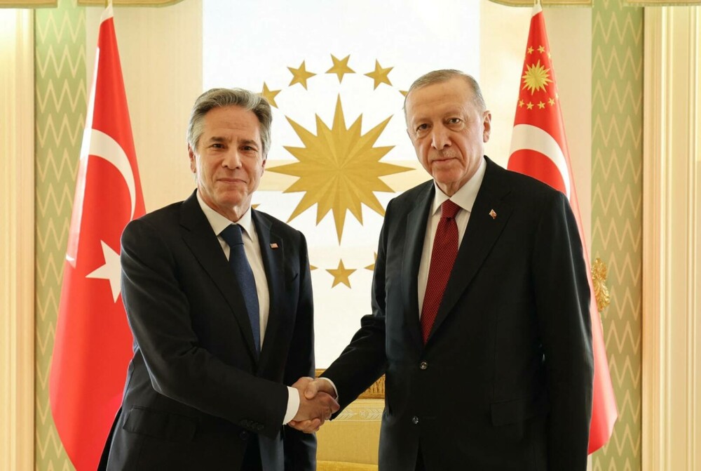 Antony Blinken și Erdogan, discuții la Istanbul despre războiul din Fâşia Gaza şi aderarea Suediei la NATO. FOTO - Imaginea 1