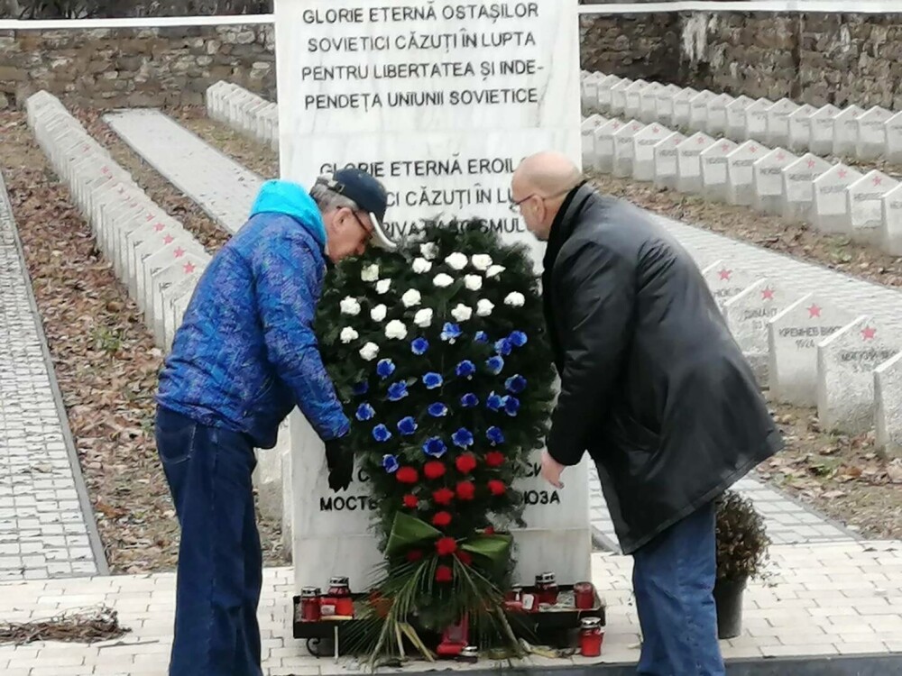 Cinism moscovit: Ambasadorul Rusiei a vizitat Memorialul Victimelor Comunismului de la Sighet. Eroarea de pe monument FOTO - Imaginea 2