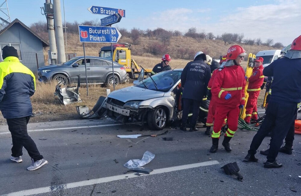 Accident cu trei morți și trei răniți pe DN1, în Prahova. Șoferul vinovat și soția sa au decedat. VIDEO - Imaginea 1