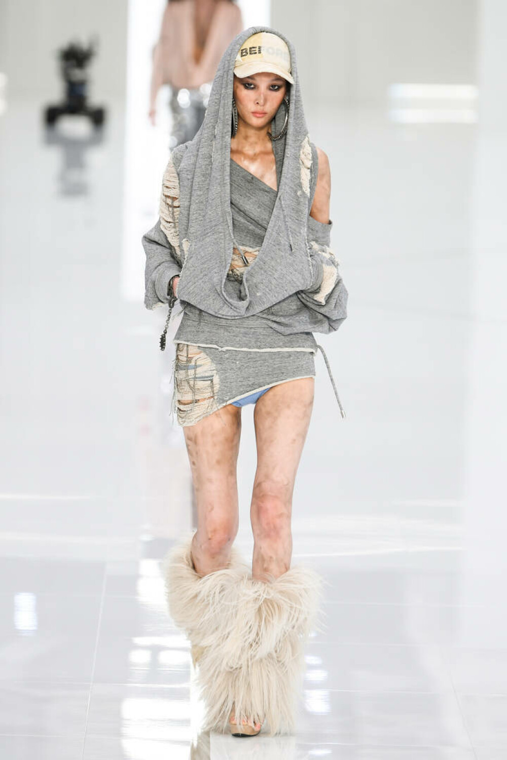 Săptămâna Modei de la Milano: Cum arată bărbatul anului 2024, în viziunea Dolce & Gabbana | GALERIE FOTO - Imaginea 12