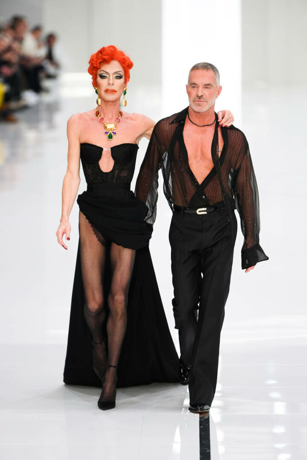 Săptămâna Modei de la Milano: Cum arată bărbatul anului 2024, în viziunea Dolce & Gabbana | GALERIE FOTO - Imaginea 17