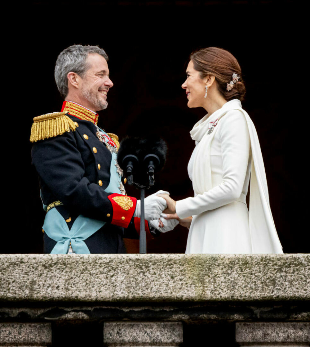 Sărutul regilor danezi, în lumina criticilor. Zvonurile de infidelitate din familie umbresc relația regelui Frederik | FOTO - Imaginea 13