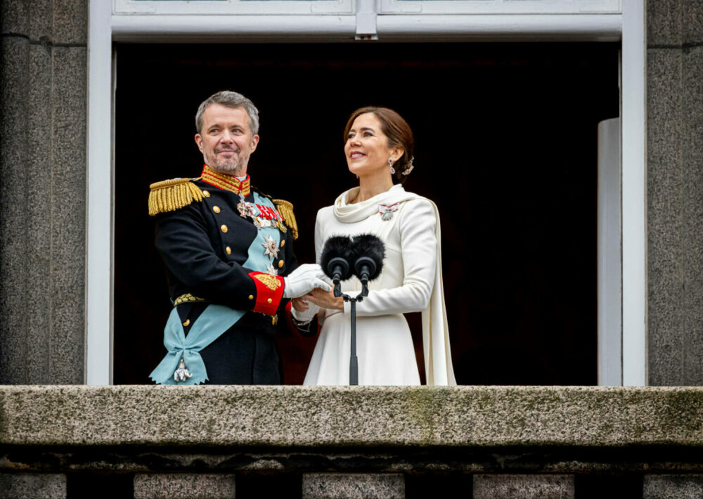 Sărutul regilor danezi, în lumina criticilor. Zvonurile de infidelitate din familie umbresc relația regelui Frederik | FOTO - Imaginea 25
