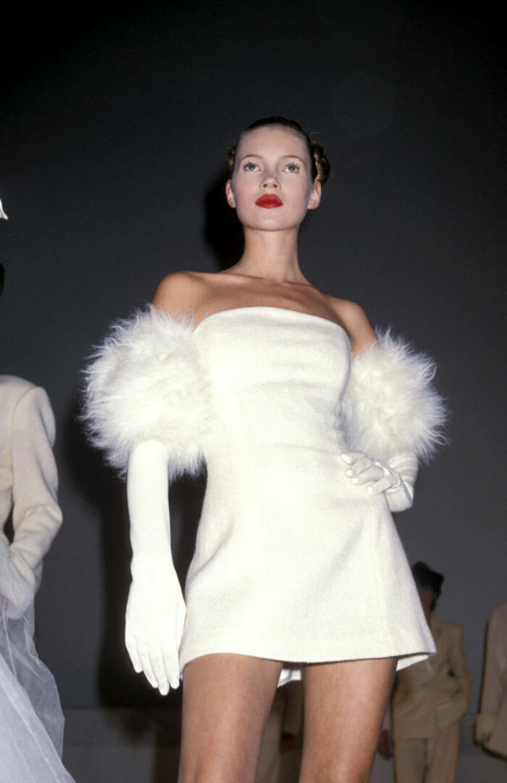 Modelul Kate Moss sărbătorește jumătate de secol. Ce apariții iconice a avut în 50 de ani | FOTO - Imaginea 19