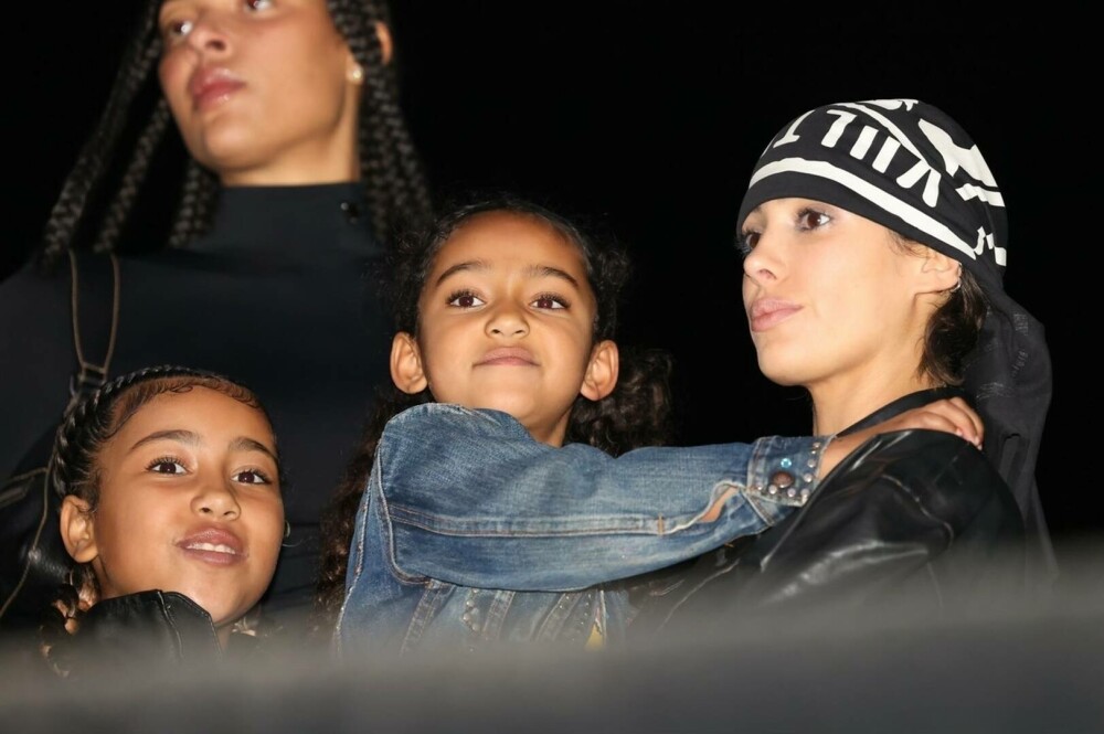 Chicago West seamănă leit cu mama ei. Poza postată de Kim Kardashian care i-a impresionat pe fani. GALERIE FOTO - Imaginea 7