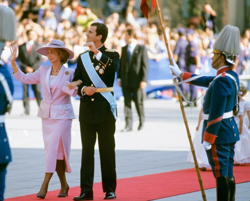Infanta Cristina a Spaniei a divorţat după 26 de ani de căsnicie. Motivul din spatele separării cuplului | FOTO - Imaginea 1