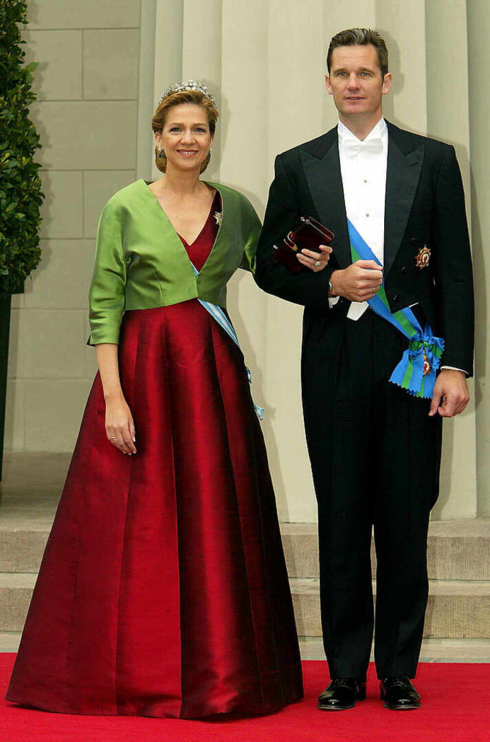 Infanta Cristina a Spaniei a divorţat după 26 de ani de căsnicie. Motivul din spatele separării cuplului | FOTO - Imaginea 13