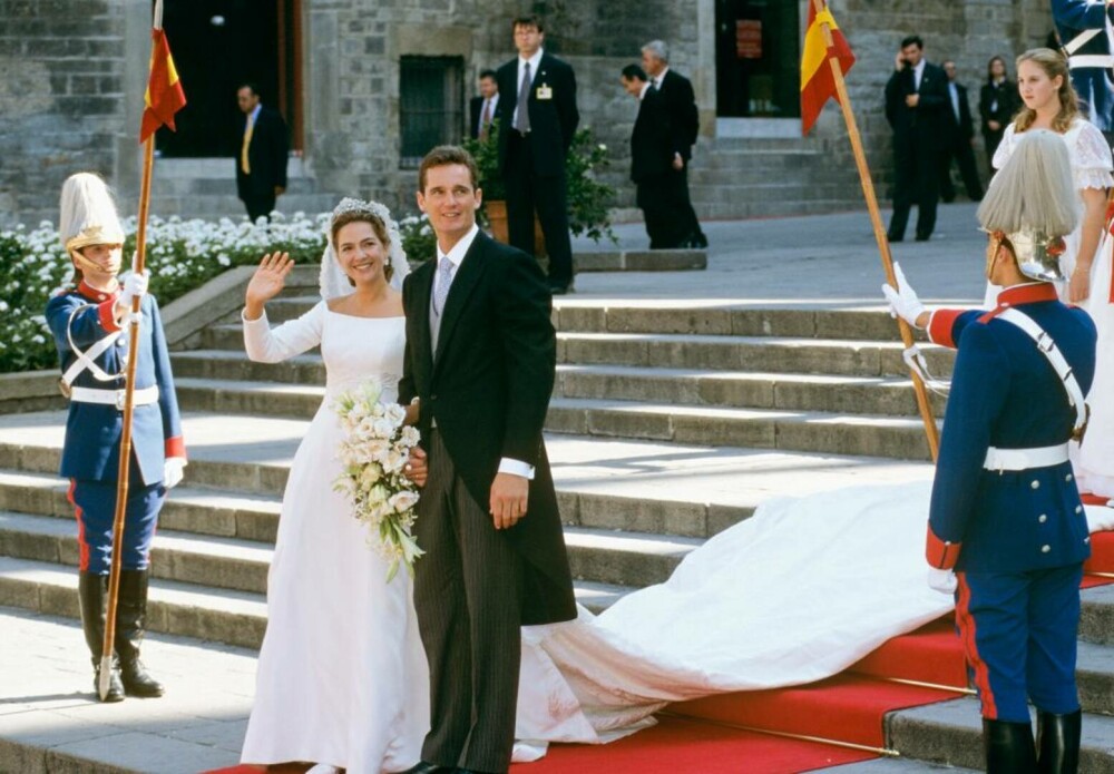 Infanta Cristina a Spaniei a divorţat după 26 de ani de căsnicie. Motivul din spatele separării cuplului | FOTO - Imaginea 14