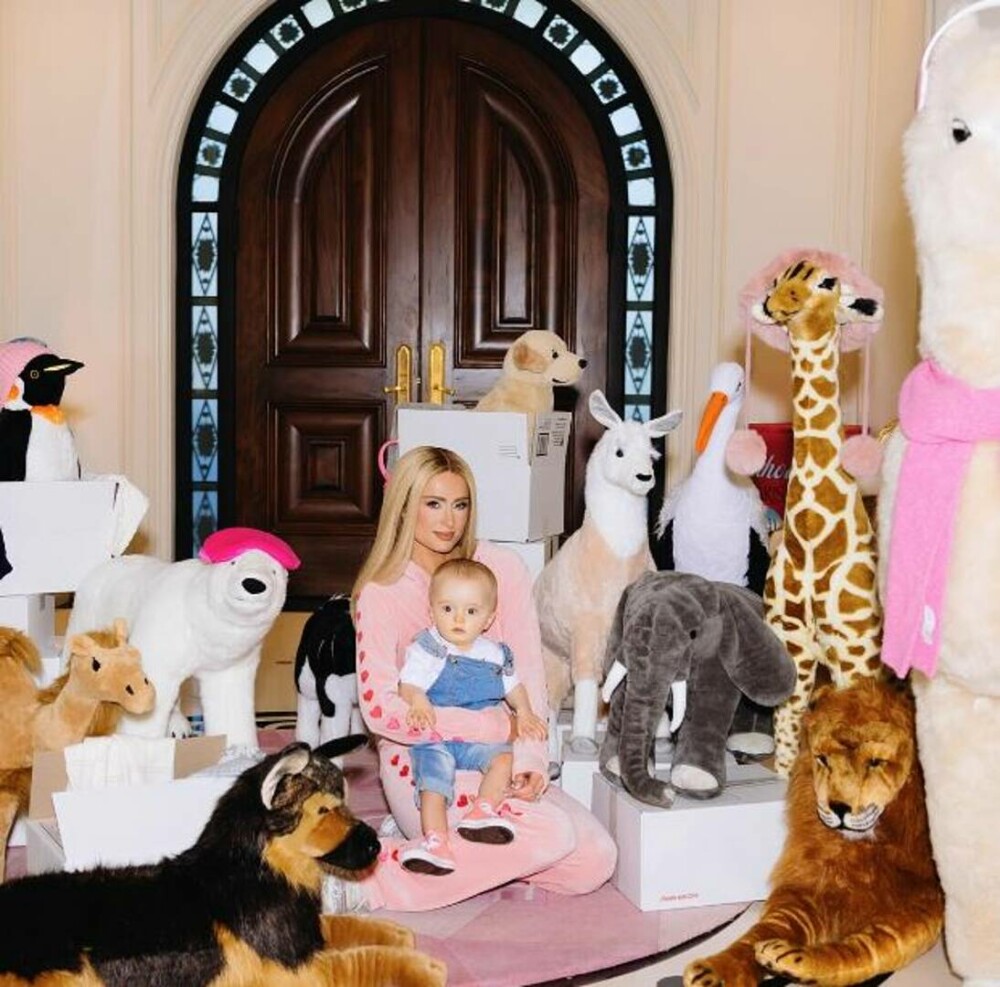 Petrecere cu fast pentru fiul lui Paris Hilton. La aniversarea de un an a avut invitate vedete internaționale | FOTO - Imaginea 28