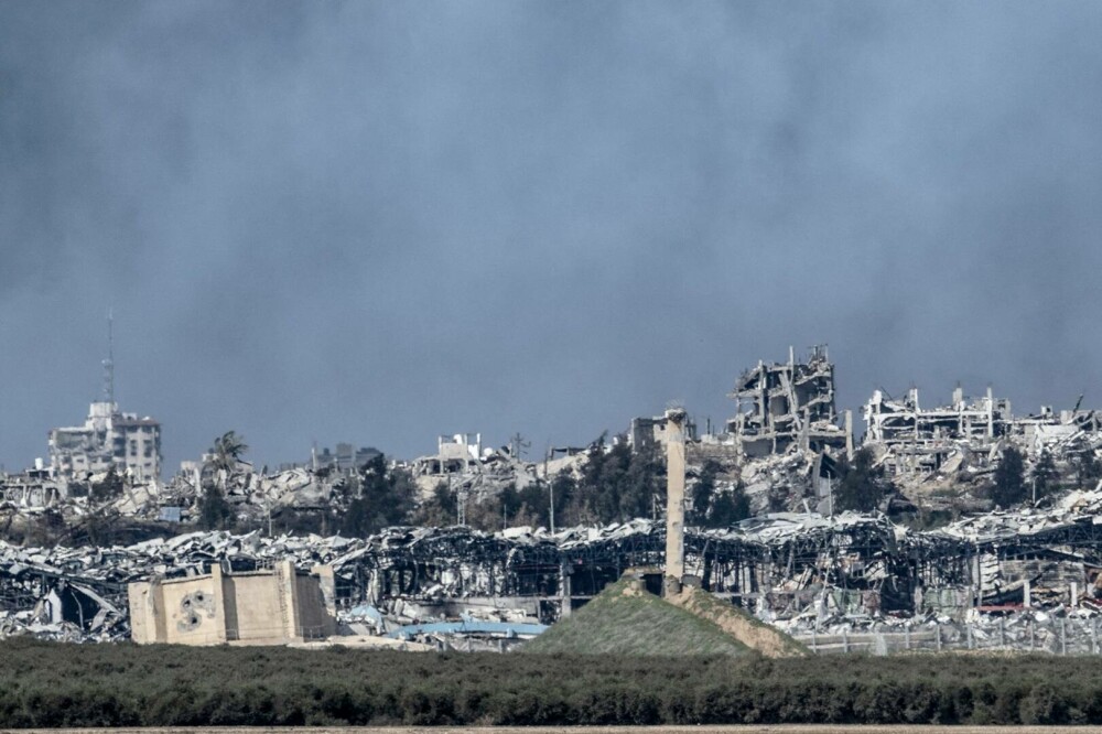Imaginile dezastrului din Fâșia Gaza. Peisajul apocaliptic lăsat în urma bombardamentelor israeliene | GALERIE FOTO - Imaginea 1