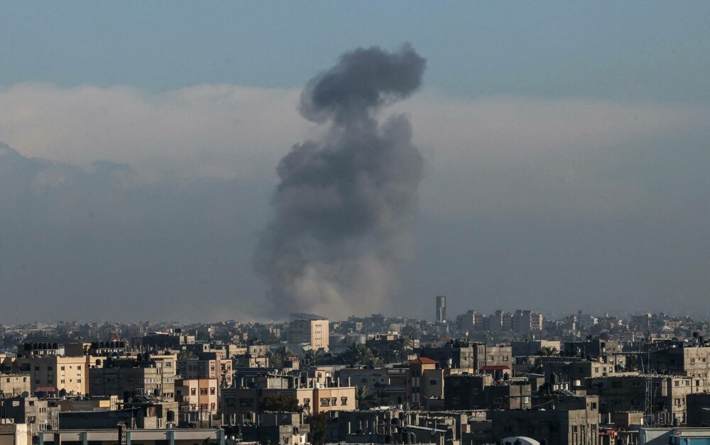 Imaginile dezastrului din Fâșia Gaza. Peisajul apocaliptic lăsat în urma bombardamentelor israeliene | GALERIE FOTO - Imaginea 11