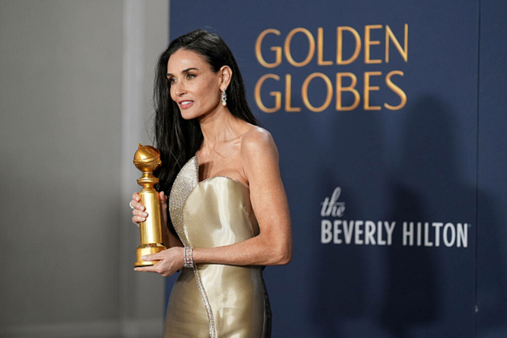 Demi Moore și Kylie Jenner, protagonistele unui scandal online după ce actrița ar fi ignorat-o la Globurile de Aur. VIDEO - Imaginea 6