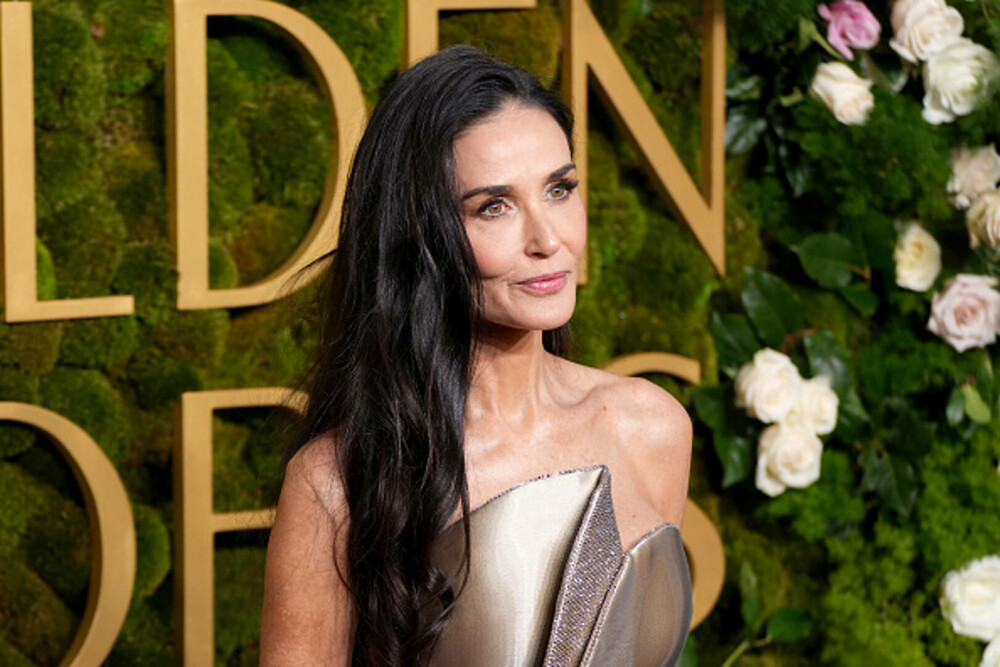 Demi Moore și Kylie Jenner, protagonistele unui scandal online după ce actrița ar fi ignorat-o la Globurile de Aur. VIDEO - Imaginea 20