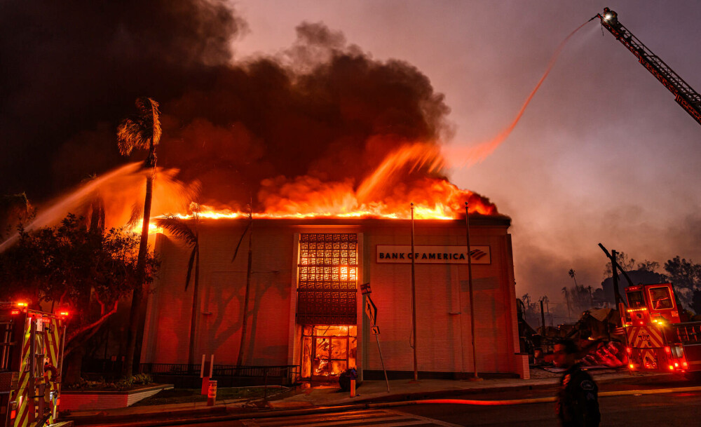 Casele vedetelor s-au făcut scrum în incendiile din Los Angeles. Cum arată acum locuința lui Leighton Meester din Gossip Girl - Imaginea 4