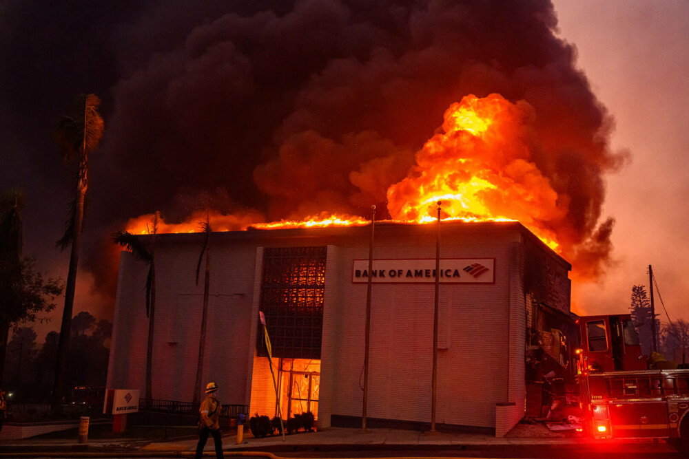 Casele vedetelor s-au făcut scrum în incendiile din Los Angeles. Cum arată acum locuința lui Leighton Meester din Gossip Girl - Imaginea 5