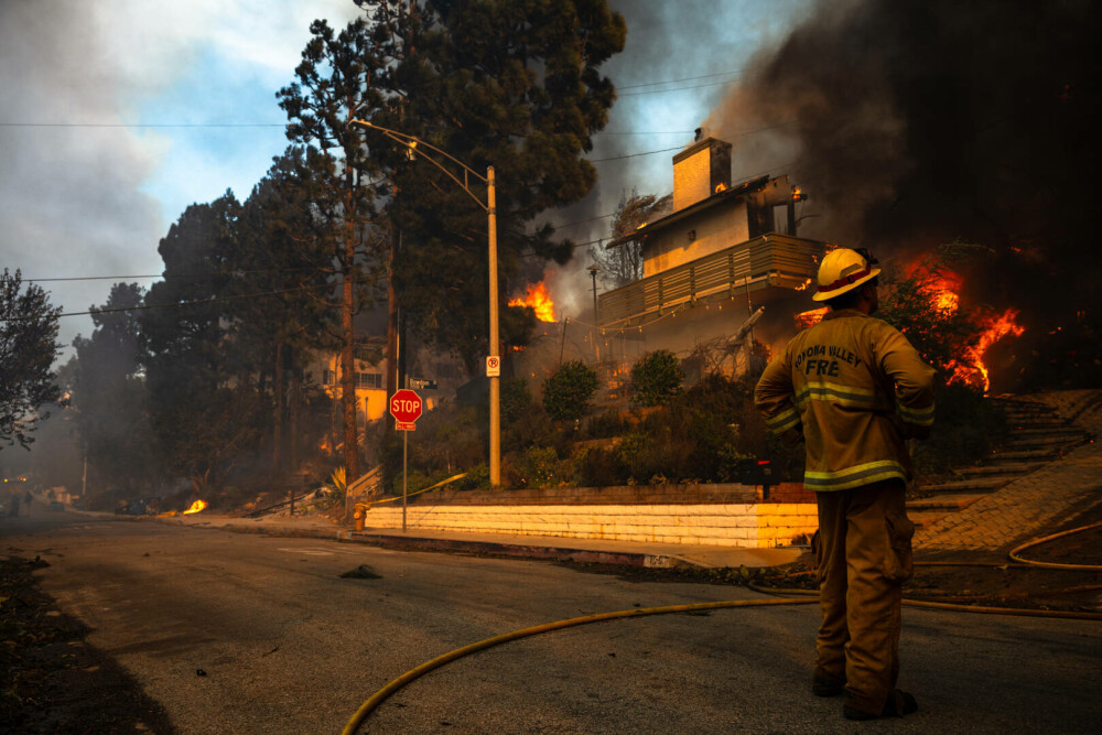 Casele vedetelor s-au făcut scrum în incendiile din Los Angeles. Cum arată acum locuința lui Leighton Meester din Gossip Girl - Imaginea 8