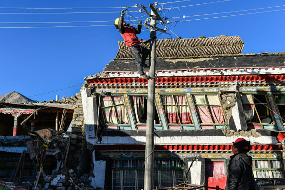 China raportează probleme la cinci baraje din Tibet după cutremurul cu magnitudinea 6,8. GALERIE FOTO - Imaginea 9