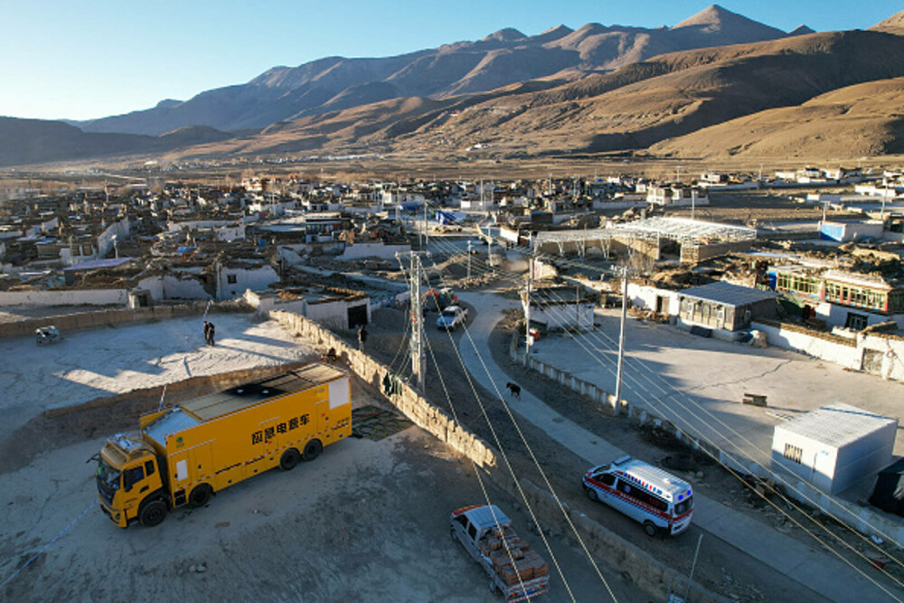 China raportează probleme la cinci baraje din Tibet după cutremurul cu magnitudinea 6,8. GALERIE FOTO - Imaginea 8