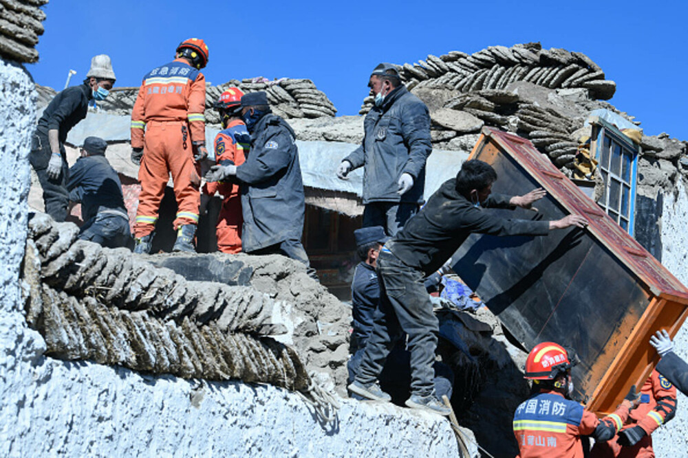 China raportează probleme la cinci baraje din Tibet după cutremurul cu magnitudinea 6,8. GALERIE FOTO - Imaginea 4