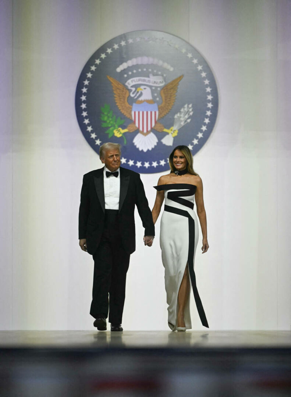 Imagini de la nunta lui Donald Trump cu Melania. Cei doi au aniversat 20 de ani de căsnicie. GALERIE FOTO - Imaginea 2