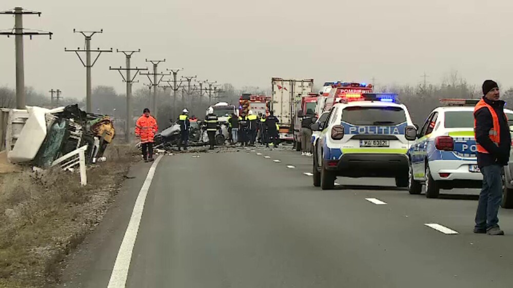 Tragedie între Craiova și Caracal. O șoferiță începătoare a încercat să depășească un TIR, ea și încă doi oameni au murit - Imaginea 2