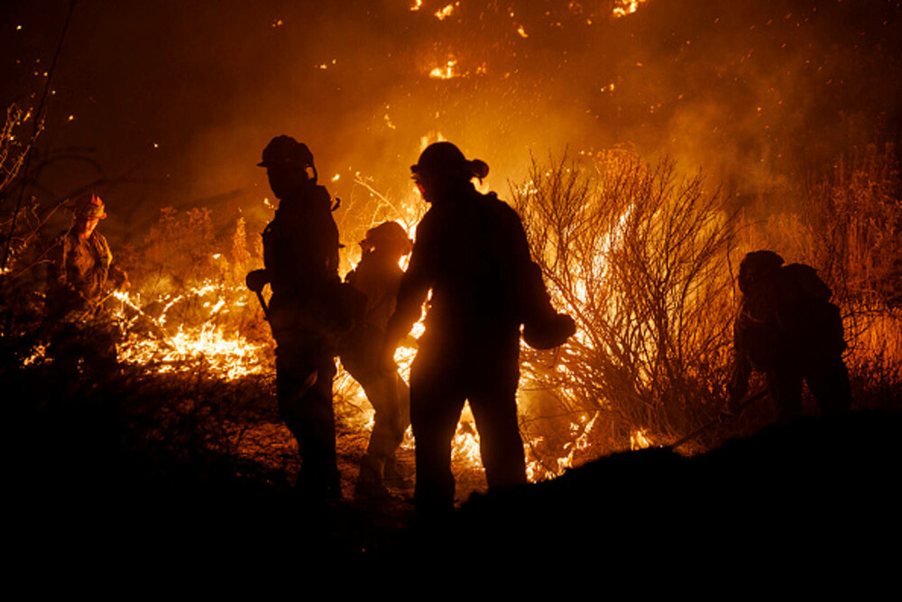 Incendiile din Los Angeles, complet sub control după trei săptămâni. Pagubele sunt estimate la sute de miliarde de dolari - Imaginea 16