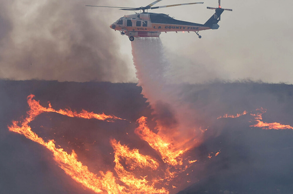 Incendiile din Los Angeles, complet sub control după trei săptămâni. Pagubele sunt estimate la sute de miliarde de dolari - Imaginea 6