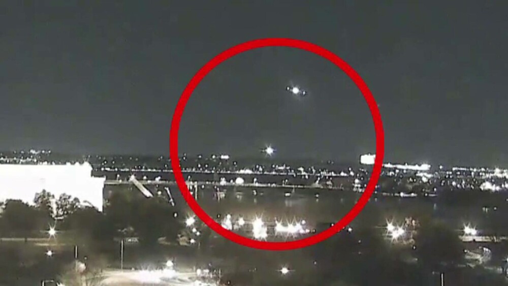 S-a aflat ce a provocat ciocnirea avionului American Eagle cu elicopterul Black Hawk, în Washington. Raportul anchetatorilor - Imaginea 2