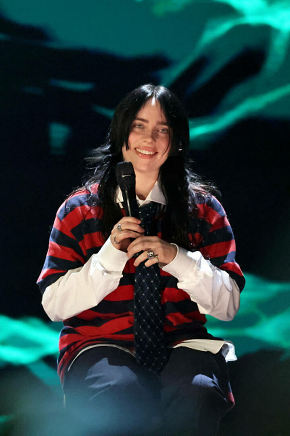 Billie Eilish, Lady Gaga și Rod Stewart, printre vedetele care au cântat la concertul caritabil din Los Angeles. GALERIE FOTO - Imaginea 49