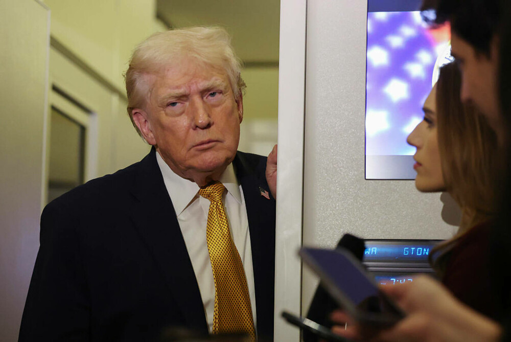 Nicolas Maduro ajunge luni în fața instanței pentru a afla acuzațiile. Venezuela are acum doi așa-ziși președinți - Imaginea 1