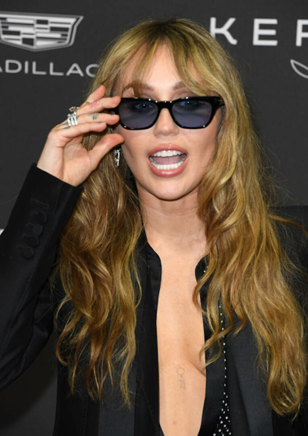 Miley Cyrus și mama ei au strălucit la Festivalul de Film de la Palm Springs. Cele două seamănă izbitor. GALERIE FOTO - Imaginea 14