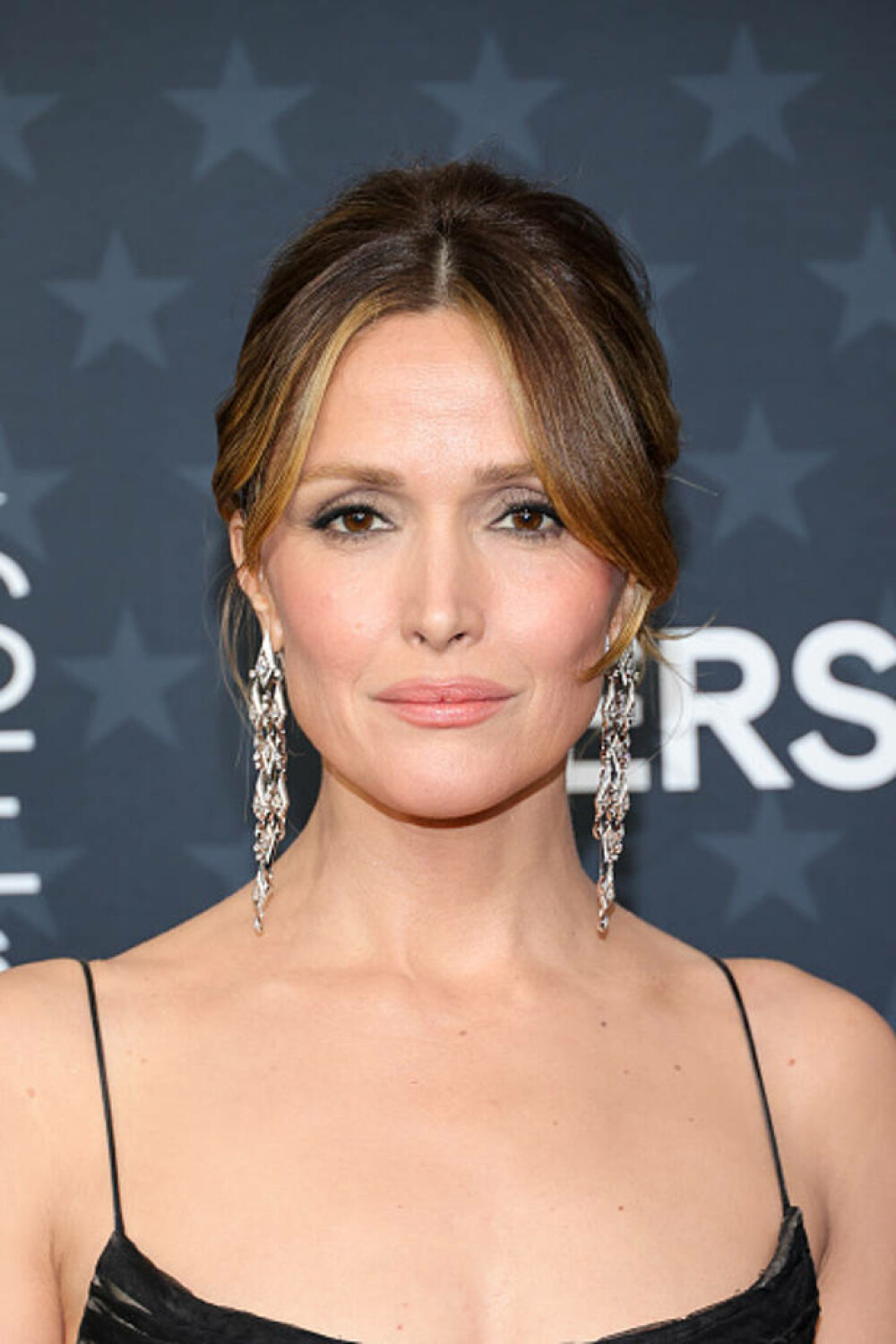 Cele mai bine îmbrăcate vedete la Critics Choice Awards 2026. Ținutele care au atras atenția pe covorul roșu. GALERIE FOTO - Imaginea 26