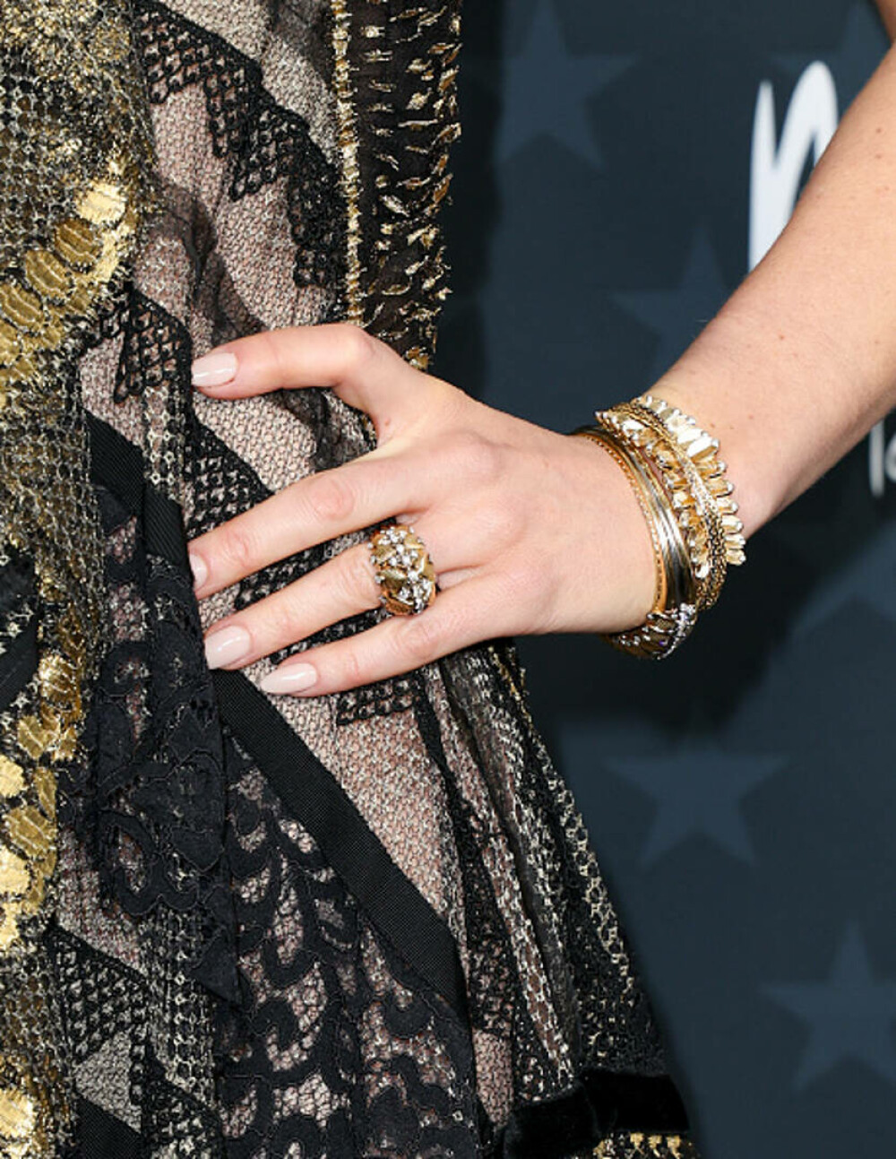 Cele mai bine îmbrăcate vedete la Critics Choice Awards 2026. Ținutele care au atras atenția pe covorul roșu. GALERIE FOTO - Imaginea 69