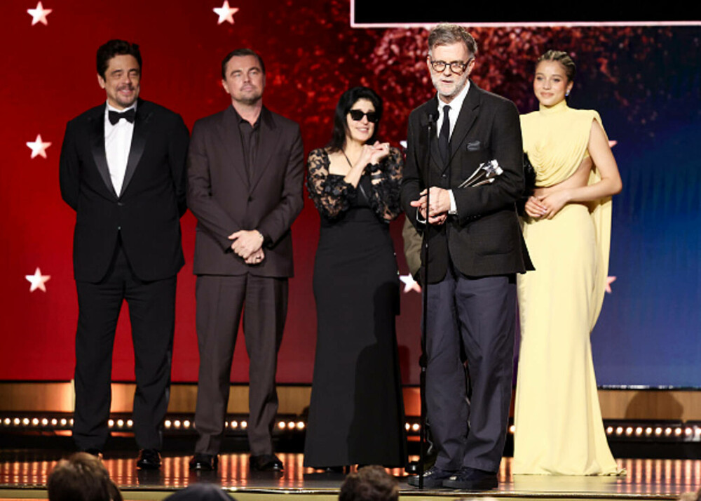 Cele mai bine îmbrăcate vedete la Critics Choice Awards 2026. Ținutele care au atras atenția pe covorul roșu. GALERIE FOTO - Imaginea 85