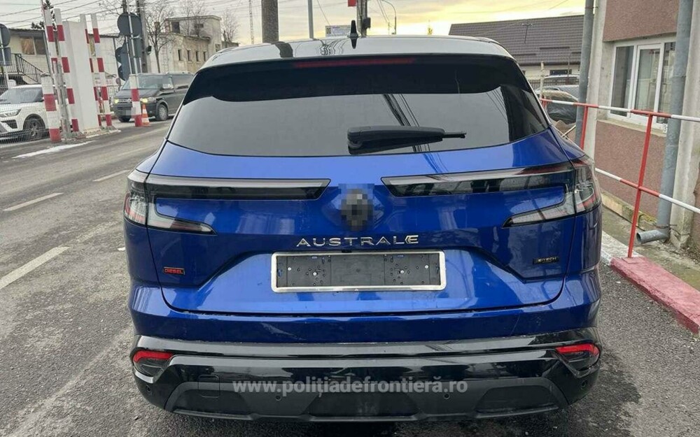 Un șofer român a vrut să intre în țară cu o mașină de 31.000 de euro. Motivul pentru care a rămas fără ea la vamă. FOTO - Imaginea 2