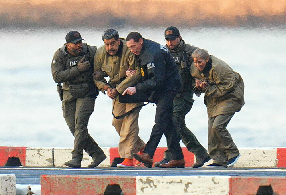 VIDEO. Nicolas Maduro a ajuns la tribunalul din New York, transferat cu elicopterul, sub o escortă puternic înarmată - Imaginea 1