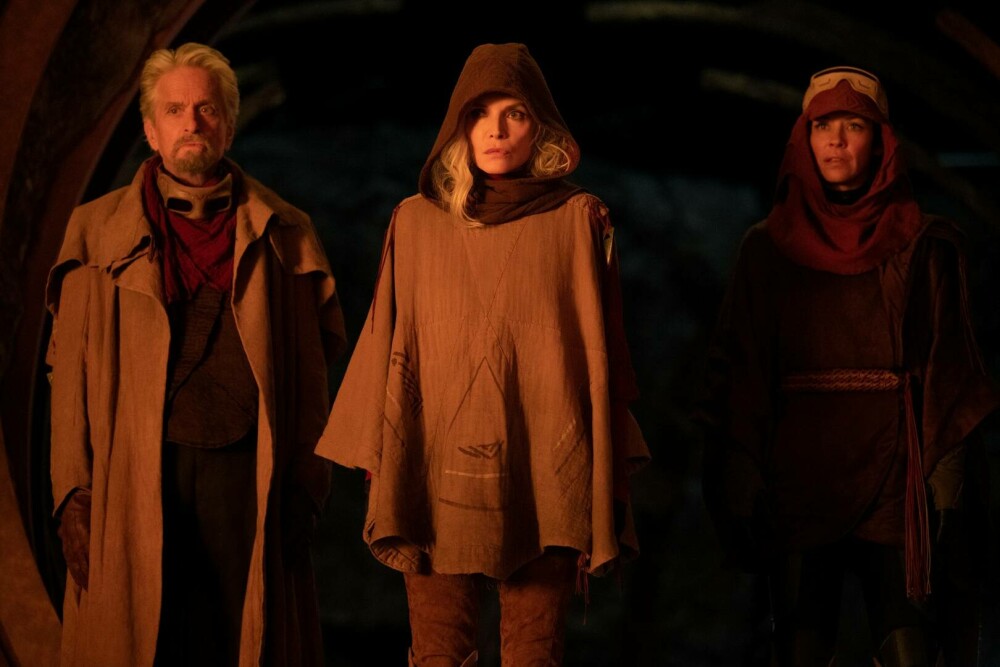 Actrița Evangeline Lilly, cunoscută din Marvel, are leziuni cerebrale după ce a căzut și s-a lovit cu capul de o piatră - Imaginea 6