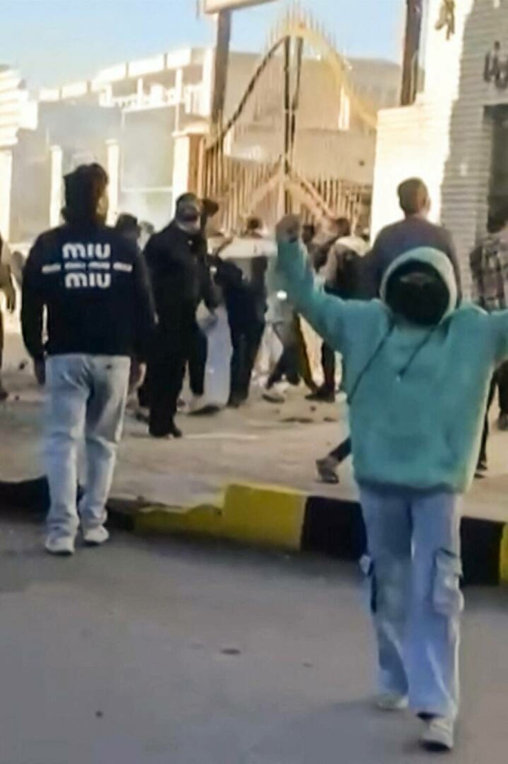 Protestele sângeroase din Iran, în imagini. Adevărate lupte s-au dat în bazarul din Teheran: „Libertate!” | GALERIE FOTO - Imaginea 5