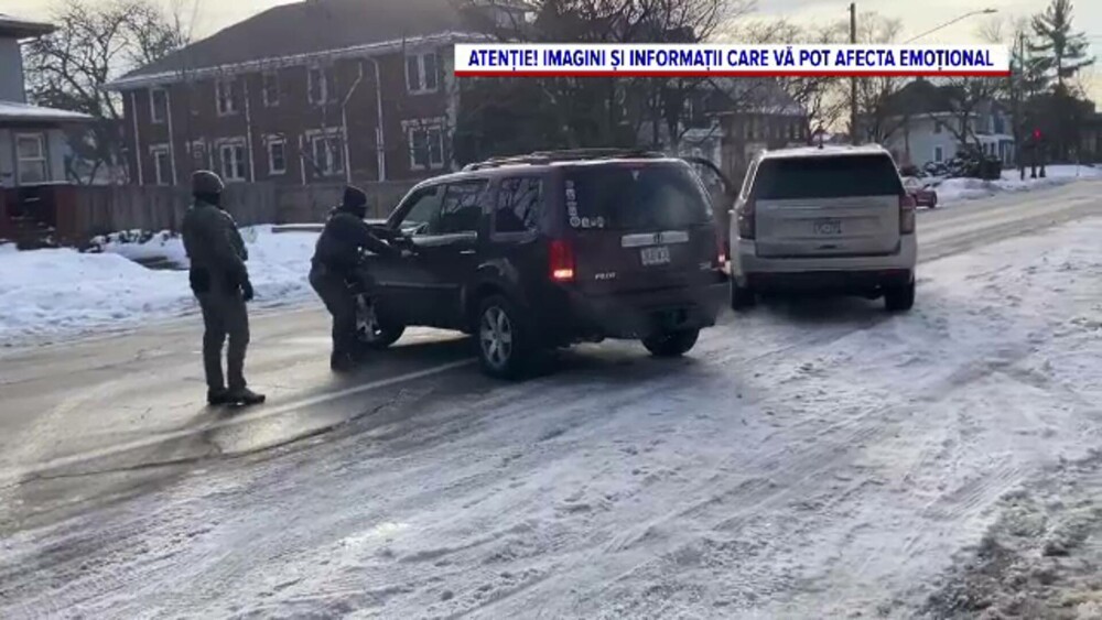 Revoltă în SUA după ce agenții pentru Imigrație au împușcat-o pe șoferița de 37 de ani. Edilul din Minneapolis, reacție dură - Imaginea 15