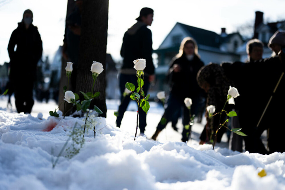 JD Vance, despre cazul femeii ucise de un agent federal în Minneapolis: „Este o tragedie provocată de ea însăşi”. VIDEO - Imaginea 12