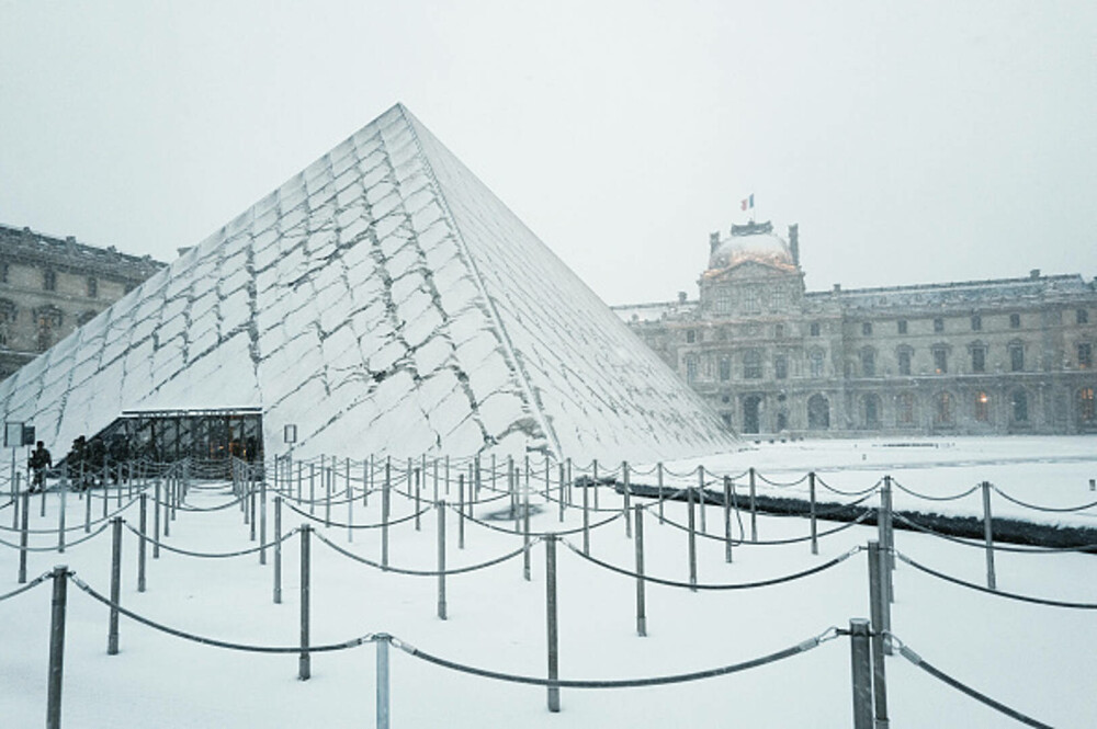 Franța, lovită de furtuna Goretti cu rafale de peste 200 km/h. Peste 380.000 de locuințe au rămas fără electricitate. FOTO - Imaginea 14