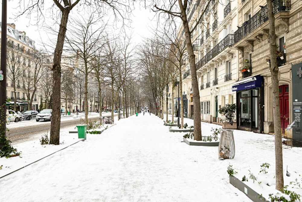 Franța, lovită de furtuna Goretti cu rafale de peste 200 km/h. Peste 380.000 de locuințe au rămas fără electricitate. FOTO - Imaginea 11